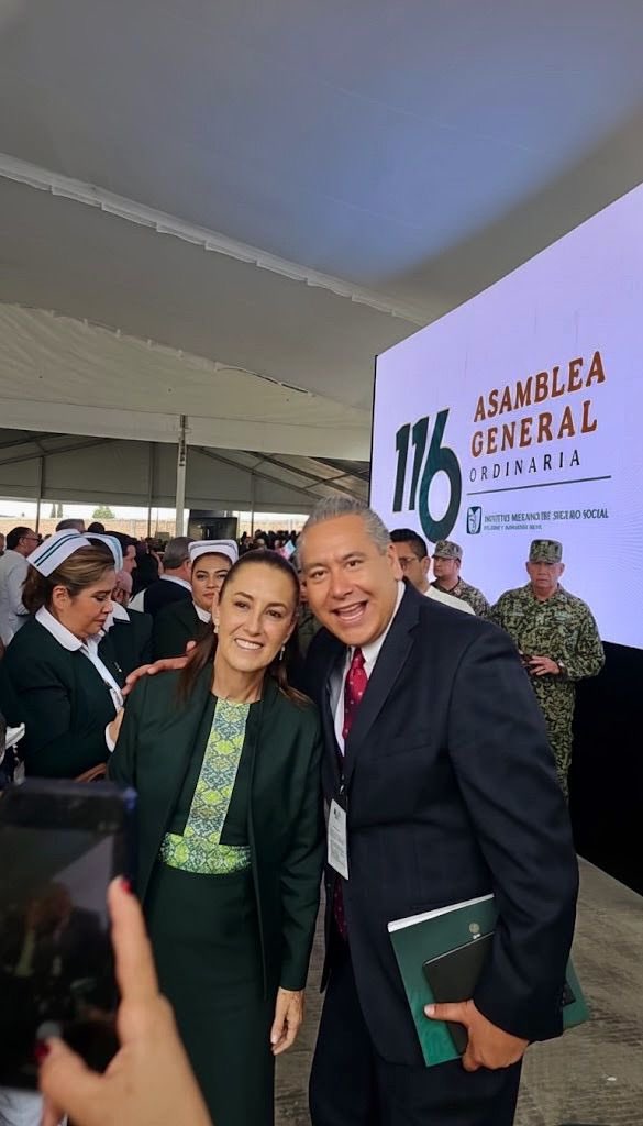 ISNNoticias's tweet photo. #Entérate La Dra. @Claudiashein Presidenta de México 🇲🇽 y el Gobernador de #Puebla @armentapuebla_  inauguraron el Hospital Regional General no 36, "Carmen Serdán Alatriste* de @Tu_IMSS. En el histórico evento destacó la presencia de @leobardosoto Líder de @CTMPuebla https://t.co/nADUI47uc7