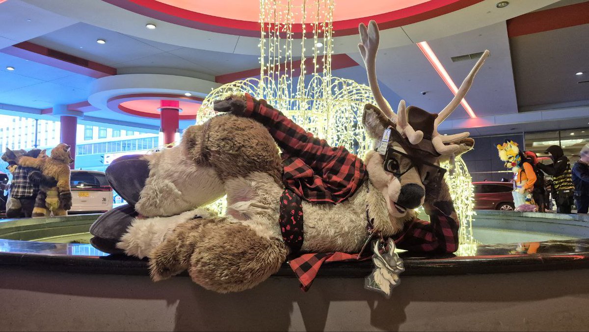 🦌Vix The Caribou🦌 tweet media