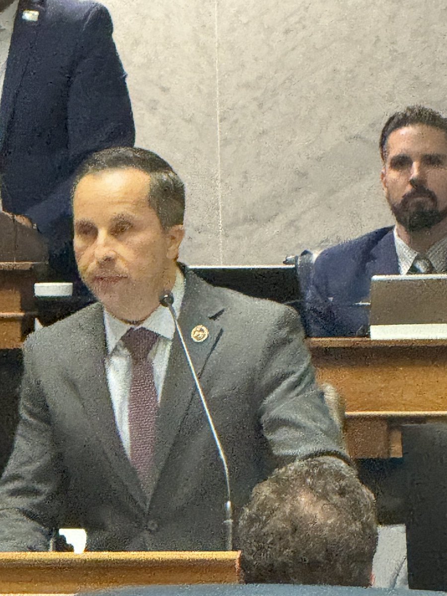 MhacklerTV's tweet image. State Senator Spencer Deery joins other Republicans in voting on redistricting. He says it’s his conservative principals that drive his decision.