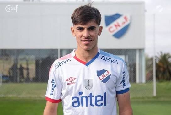 EddScouting's tweet image. Juan Manuel Gutiérrez
23 años, Uruguayo, Pie Zurdo, 174 cm
Equipo: Defensa y Justicia (Liga Profesional Argentina)
Contrato: Hasta 30/06/2026
Métricas (x90):
G 0.3
A 0.1
Tiros al Arco 28%
Oport. Creadas 0.7
Regates 2.5
Pases 74%
Duelos Aéreos 1.05
Minutos: 2103, G: 7, A: 2