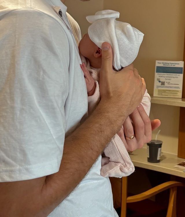 por fin en mis brazos 🤍