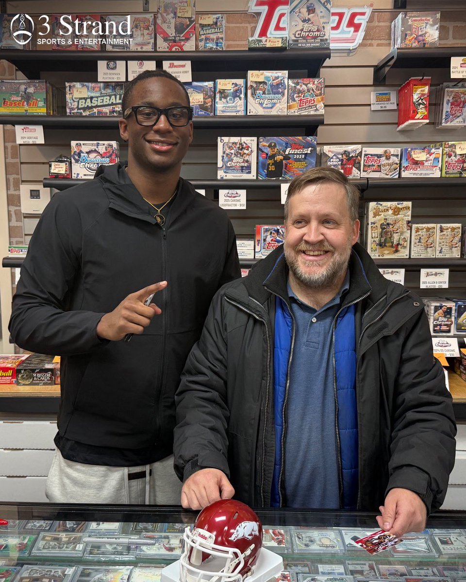 KJ Jackson stopped by <a href="/ClevesSports/">Cleve's Sports Cards</a> to sign autographs and mingle with fans!