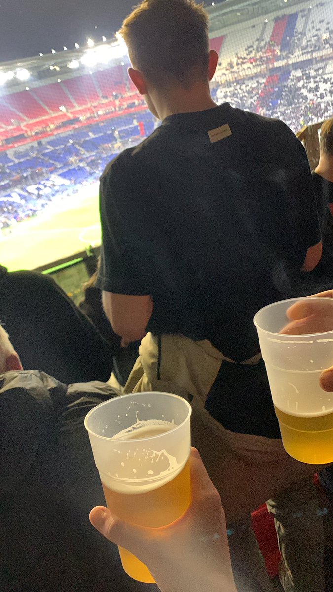 Rust in lyon, biertje dr bij !

#olgae #kowet