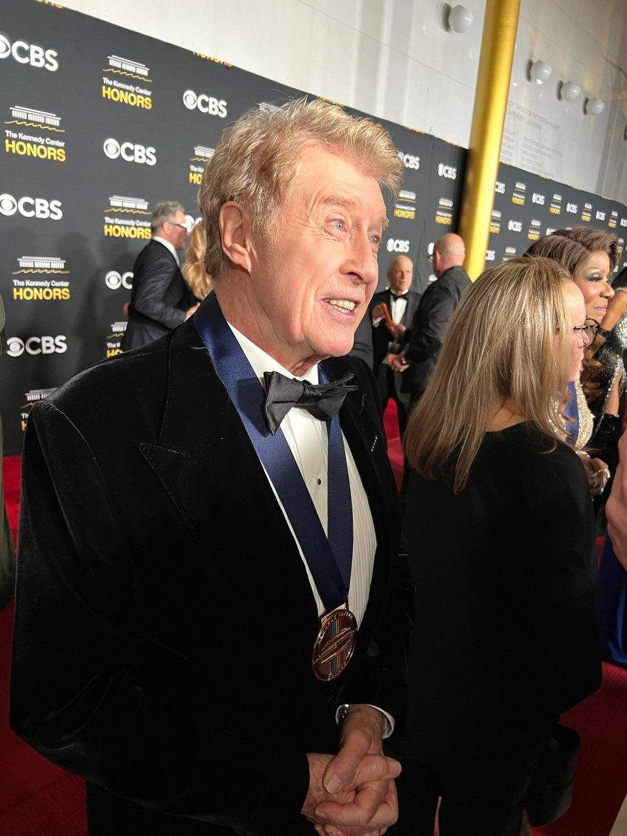 Carrie Sheffield tweet media