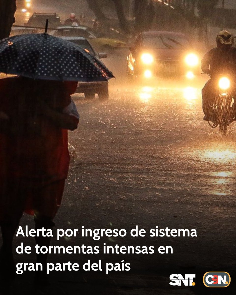 C9NParaguay's tweet photo. ¡A cuidarse! ⚠️

Un sistema de tormentas afectaría a gran parte del país desde la madrugada del viernes 12. Se esperan lluvias intensas, ráfagas de viento, descargas eléctricas y posible caída de granizos.

Deslizá para conocer qué zonas estarían más expuestas, qué fenómenos se prevén y qué recomendaciones debés seguir.

Compartí esta info. 🙌🏻