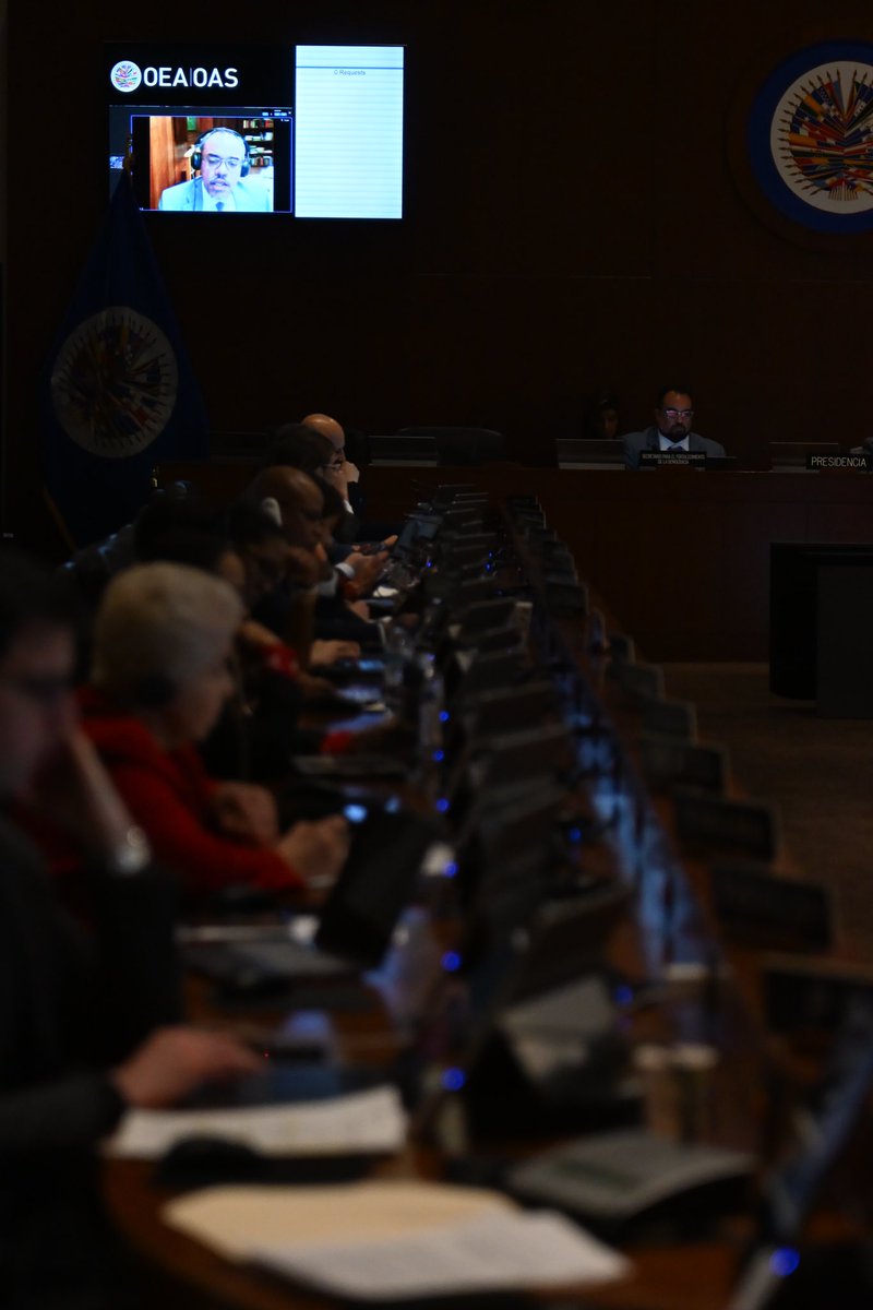 📘 El Dr. George Bandeira Galindo, Presidente del <a href="/CJIOEA_oficial/">Comité Jurídico Interamericano (CJI)</a>, presentó ante la Comisión de Asuntos Jurídicos y Políticos de la <a href="/OEA_oficial/">OEA</a> sobre los principios de derecho internacional que fundamentan el sistema interamericano.

#OEA #CJI #DerechoInternacional