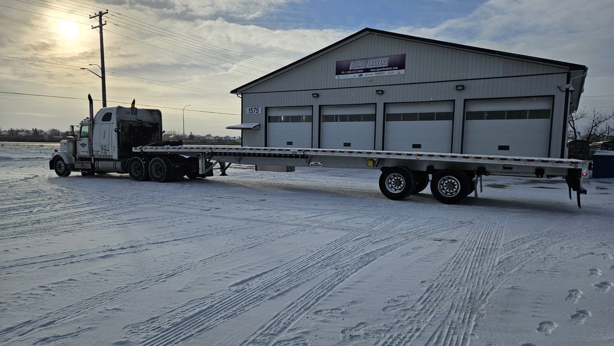 RichardWiebe204's tweet photo. We would like to Thank Trevor Jibblits Martin O/O Keystone Western on the purchase of this new 2026 Reitnouer Aluminum Trailers ck90 tandem axle all aluminum flat deck. #HaulMore #everyhaul #flatdeck #reitnouerfamily #quereltrailers #reitnouertrailers https://t.co/BLqKnQvyr7