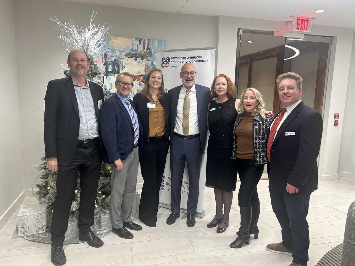 What a wonderful evening program and holiday reception at <a href="/Dykema/">Dykema</a> in Dallas and <a href="/GrayReedLaw/">Gray Reed</a> in Houston last week! 🎁 This program highlighted what makes Portugal a unique investment location, as well as key sectors and <a href="/aicep/">AICEP - Portuguese Trade & Investment Agency</a> support.