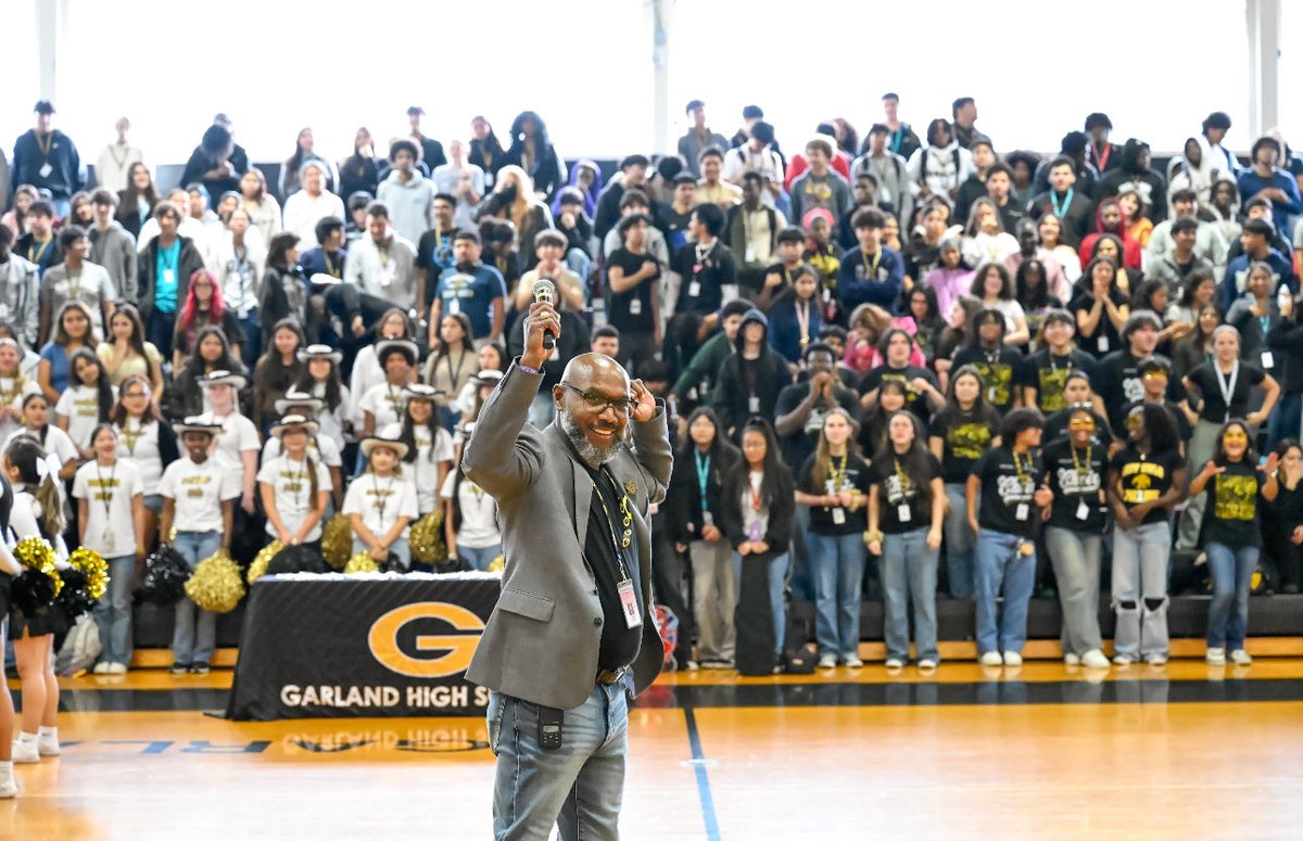 Jason Adams tweet media