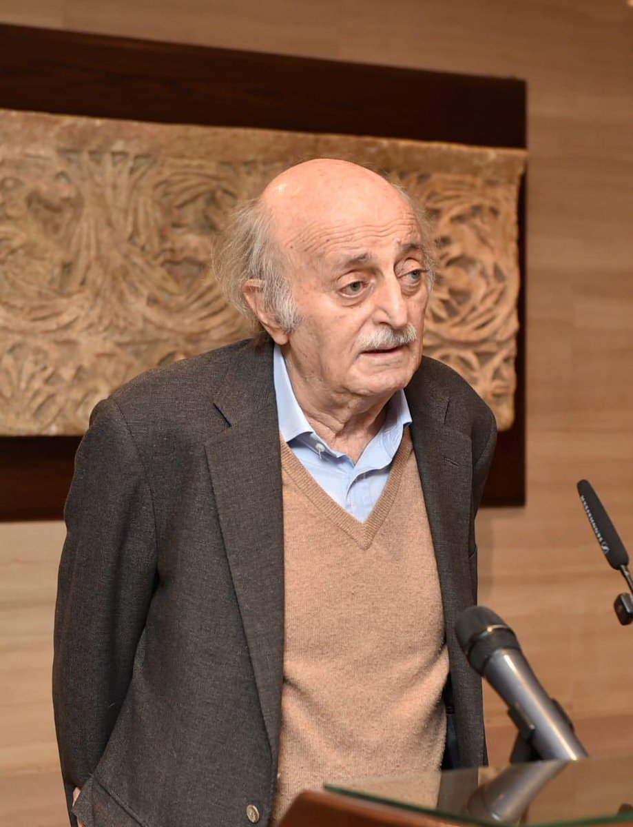 معك ما عرفنا طعمَ الاستسلام، قدتنا من انتصارٍ إلى انتصار. وخلفك نبقى سدًّا منيعا. غاب من غاب، واستشهد من استشهد، وانكشف من انكشف. وبقي ربيعكم، حضرة الرئيس،وفيه ماؤنا وحياتنا. قلعتكم صامدة تهز العالم ولا تهتز معك باقون،الوطنيون والعربُ الموحدون والتقدّميون الذين ما عرفوا الاستسلام