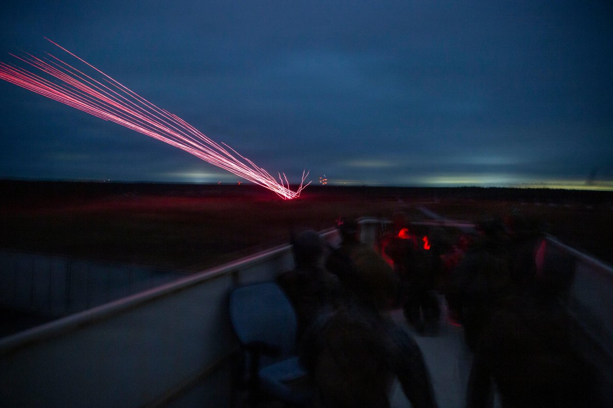 USMC's tweet image. #Marines with @marforres takes part in a tactical air-control party (TACP) exercise at Rattlesnake Range, Hattiesburg, Mississippi.

TACP exercises prepare prospective joint terminal attack controllers and joint fires observers for formal schools.

#USMC #SemperFi #Training