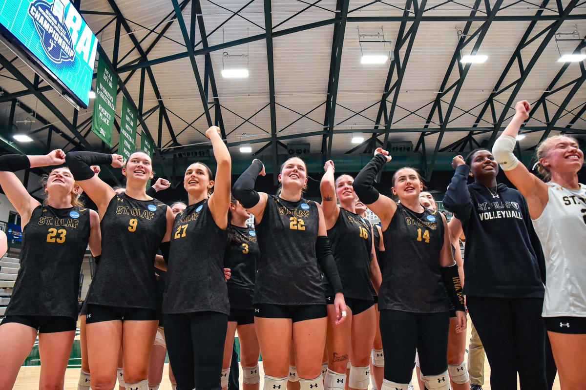 St. Olaf Athletics tweet media