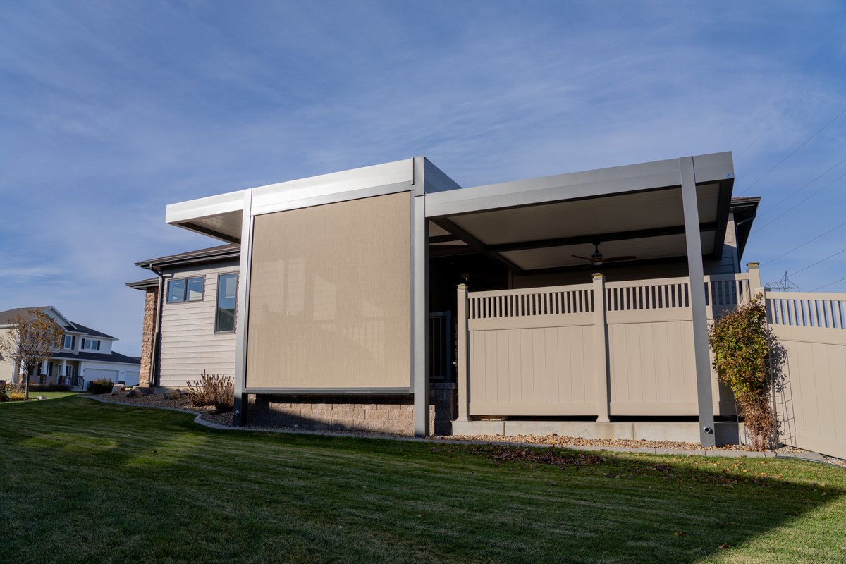 HeritageExt's tweet photo. Backyard comfort meets smart design 👇
Dual-zone Azenco R-Blade pergola + Magna-Track screen = sun, shade, or privacy on demand.
Ready to upgrade your outdoor space? https://t.co/AF9skXL6MT