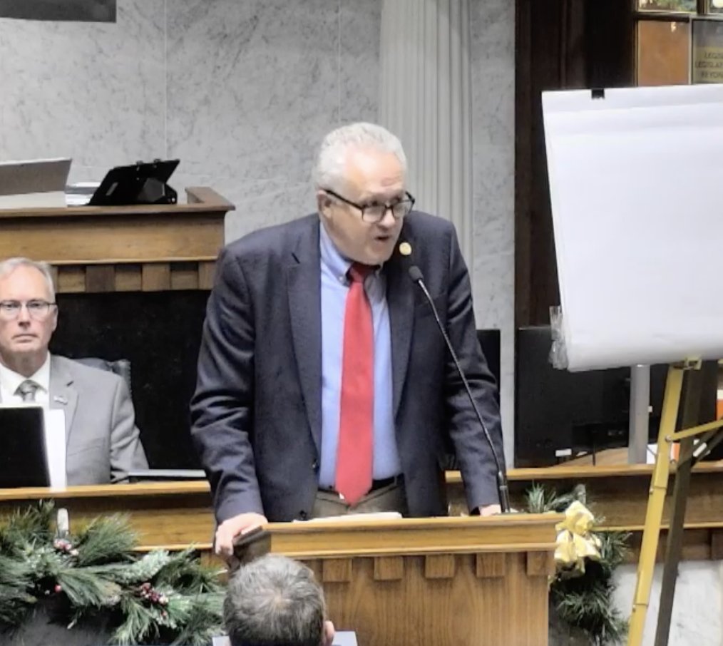 Sen. Mike Gaskill, one of the Senate's bill sponsors, is now closing. #redistricting