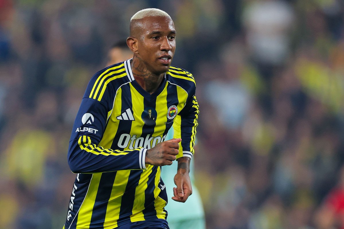 Sizin hat-trick yapan oyuncunuz varmı gardaş UEFA'da? <a href="/GalatasaraySK/">Galatasaray SK</a>
#BRAvFB