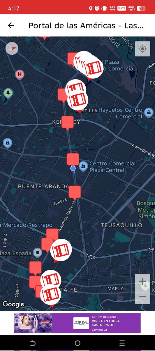 untalyerrson's tweet photo. La lógica de @TransMilenio dejar un vacío en la ruta de más de 15 minutos que genera retrasos además de una congestión en el Transporte. 

¿No se supone que debería haber alguien regulando estos tiempos? https://t.co/wIuMnaQAKW