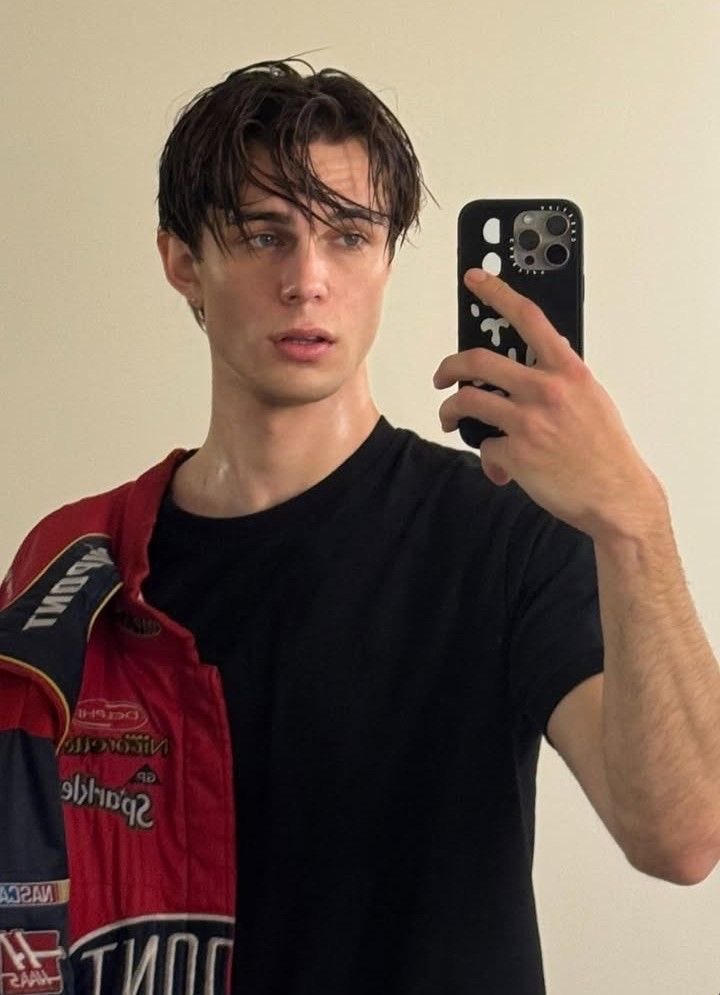 Jayjayinhell's tweet image. ㅤ ،، ⸝⸝ 𝗨𝗣𝗚𝗥𝗔𝗗𝗘  ▸  ... ⇢  › ﹫ᴊᴀʏᴊᴀʏᴍ ⁾ ✦
               › / ℑ𝔫𝔰𝔱𝔞𝖌𝖗𝖆𝖒 / 𝕱𝗲𝗲𝗱.

⠀⠀⠀Sinal de vida então né.  
⠀⠀⠀⠀⠀⠀