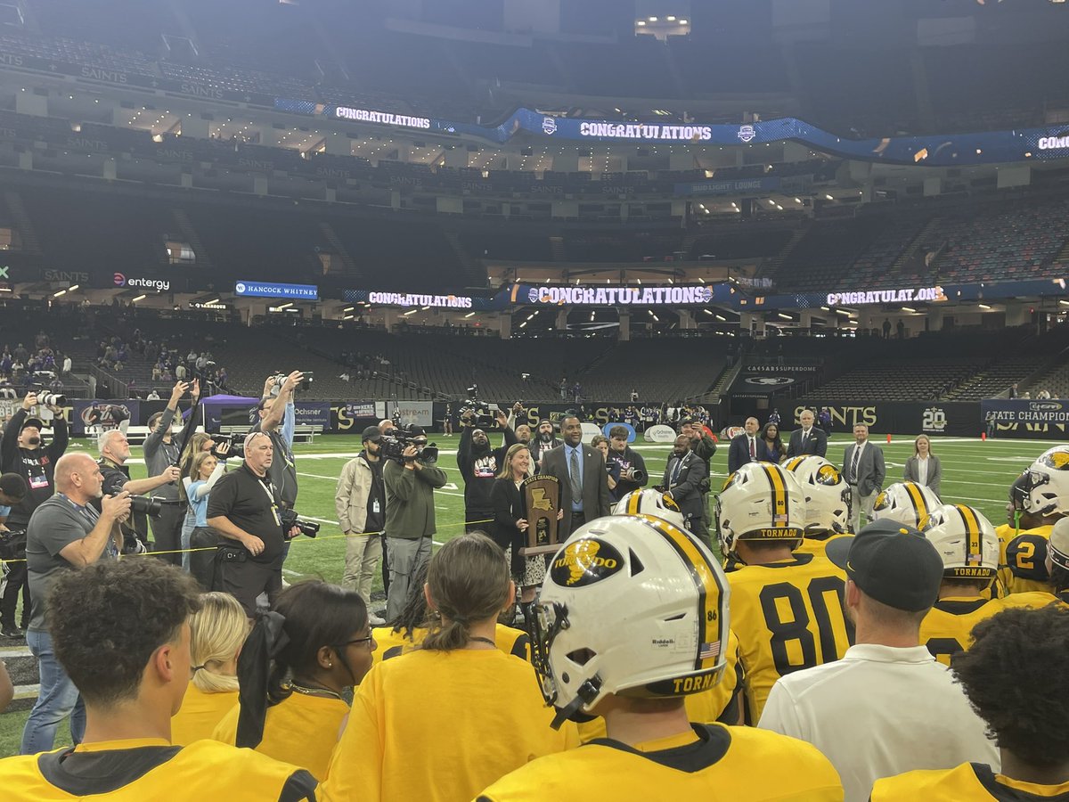 Dwayne R. Woodard tweet media