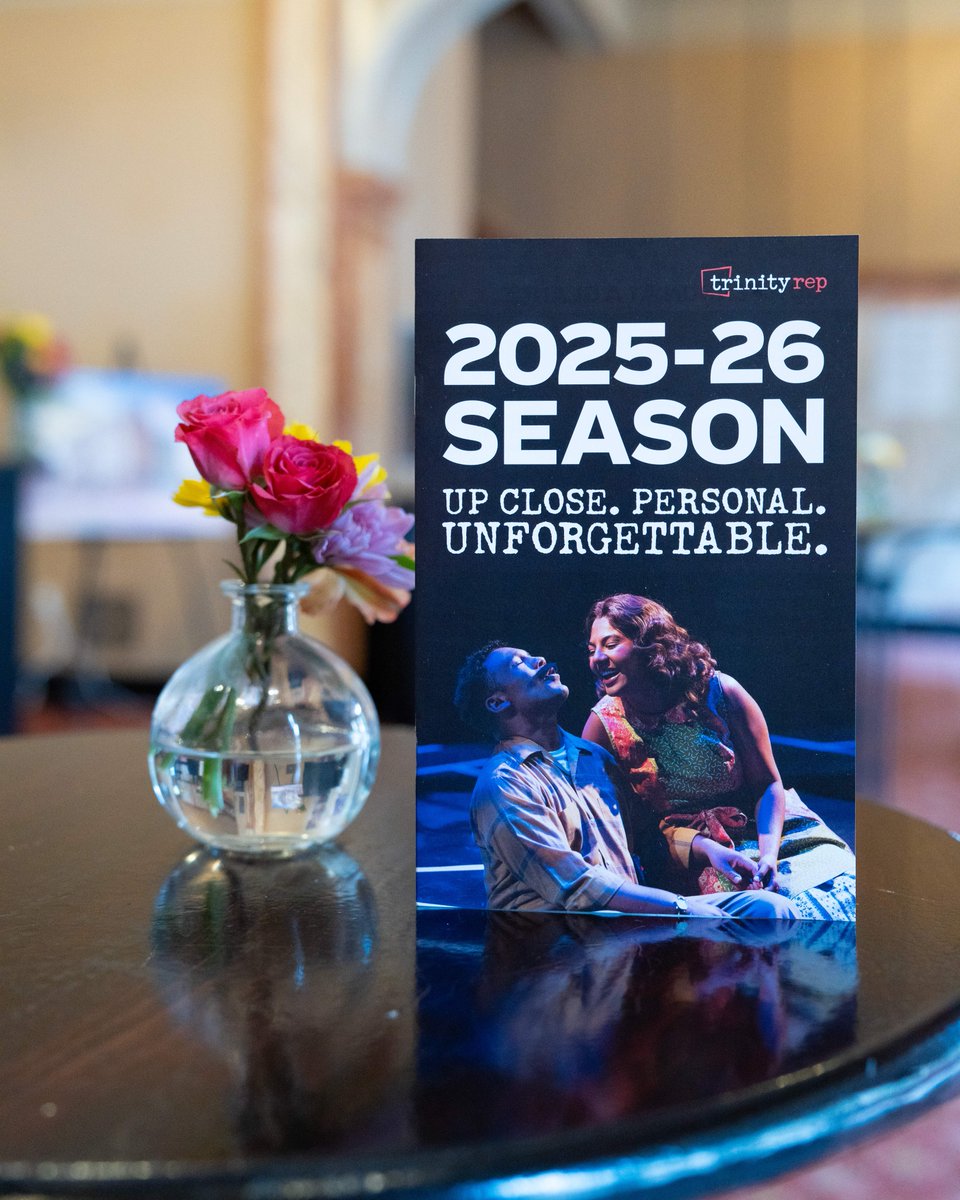 DriveLessRI's tweet image. Trade in a car ride for theater tix!  🎭  Can you guess our next prize for greening your ride? Hint: You can catch "A Christmas Carol" all month at this beautiful #Providence theater. To win, just switch out ONE car trip for a bike, bus, or train ride and log it in the app.