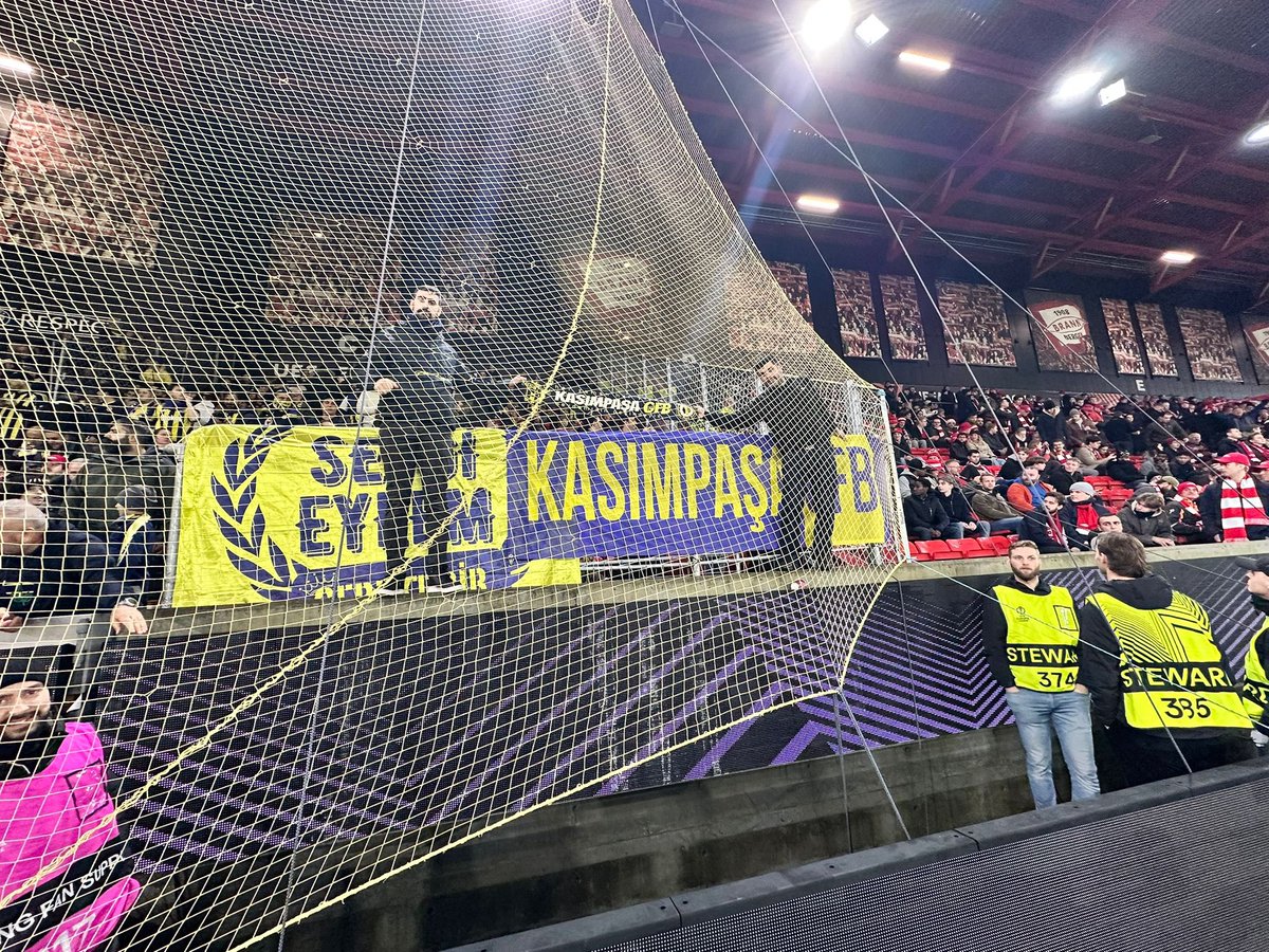 SEVDAMIZIN PEŞİNDEYİZ KASIMPAŞA GFB 
📍BERGEN,NORWAY