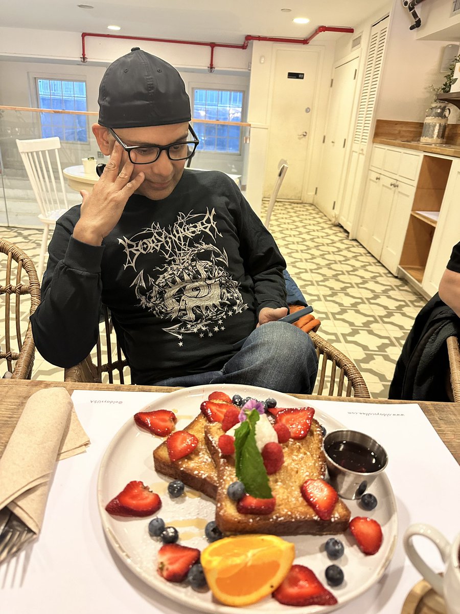 GingerSnapNft’s📸 tweet media