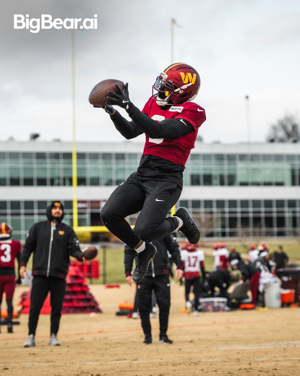 🧱 by 🧱

@bigbearai | #RaiseHail 