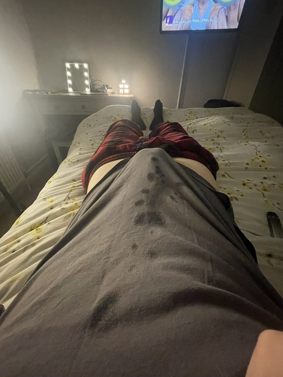 OnlyBoyLeft tweet media