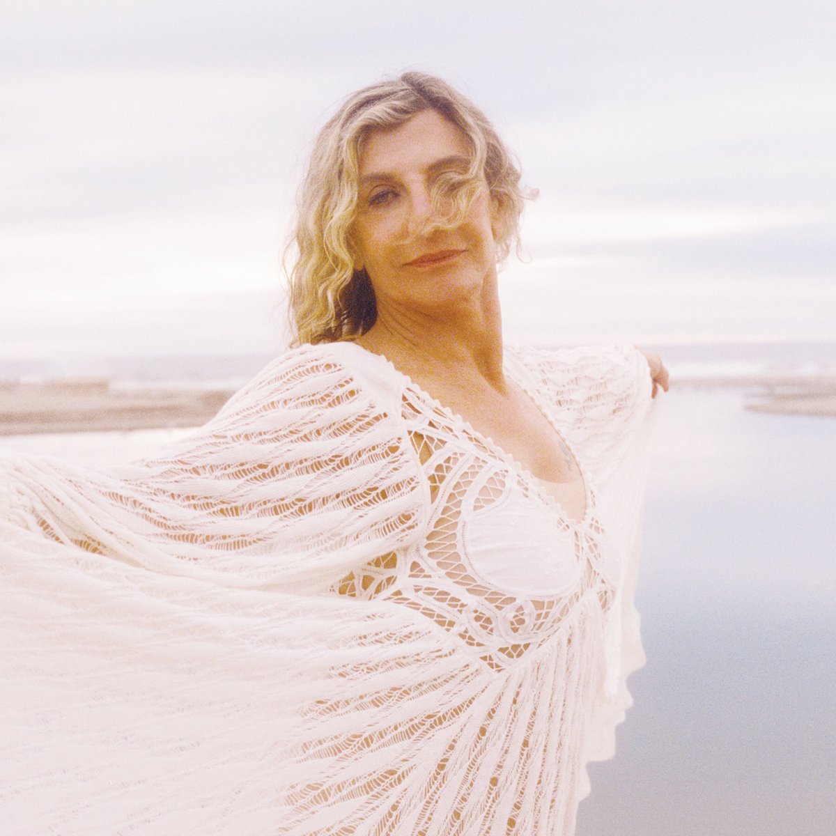 Pebe Sebert tweet media