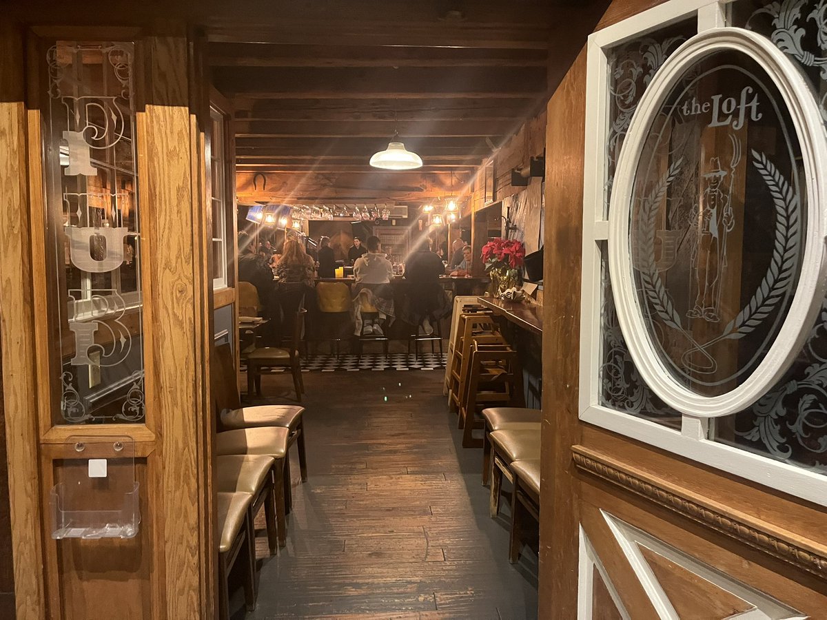 MarcHurBoston's tweet photo. Great time in North Andover this evening. #TheLoft https://t.co/HR5oNBLlcC