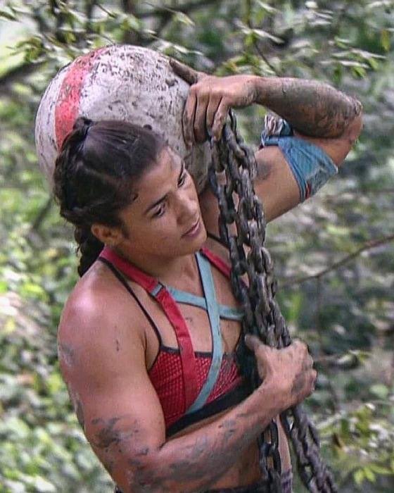 A esta mujer ya la han traicionado dos veces y si nos dejamos guiar por lo que pasó en 2022, Neos no la va a pasar muy bien que digamos. Te vas a arrepentir de esa decisión Sofia. #DesafioDelSigloXXI #DesafioDelSiglo