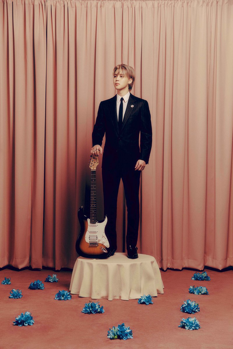 Kpop_Herald's tweet image. .@bts_bighit’s #JIMIN hit an impressive benchmark as his second LP "MUSE" reached No. 1 on iTunes in 100 countries and regions worldwide. The feat underscores his strong global popularity and streaming power, with the album continuing to draw attention for its impact across…