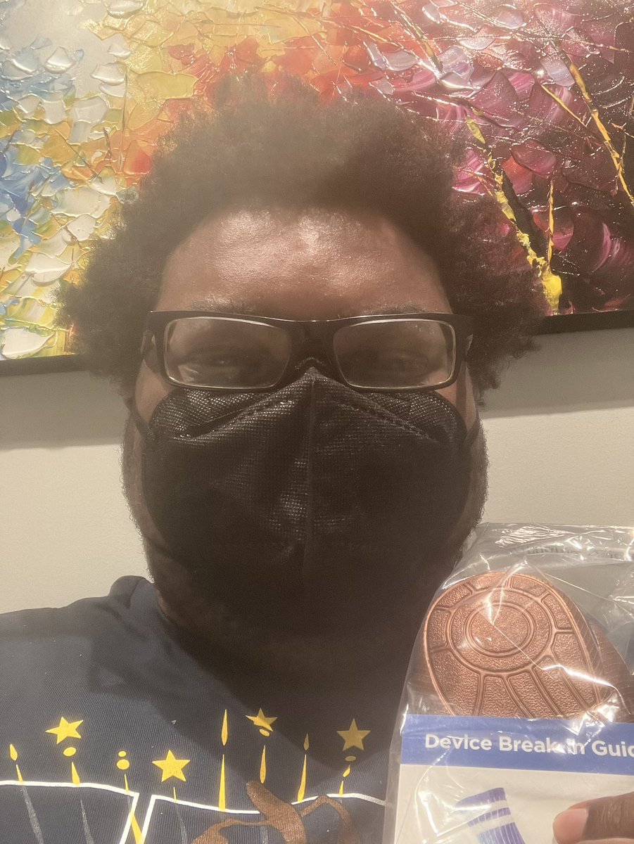 ElderTrinadad's tweet photo. That racist Cinnabon lady raised 100k in 72 hrs and I haven’t been able to raise even 1020 after multiple weeks and risking both homelessness in winter and hospitalization.

20 folks sending literally 45 would’ve made my goal in that exact same time 💔💔 https://t.co/oUY6MjgVPq