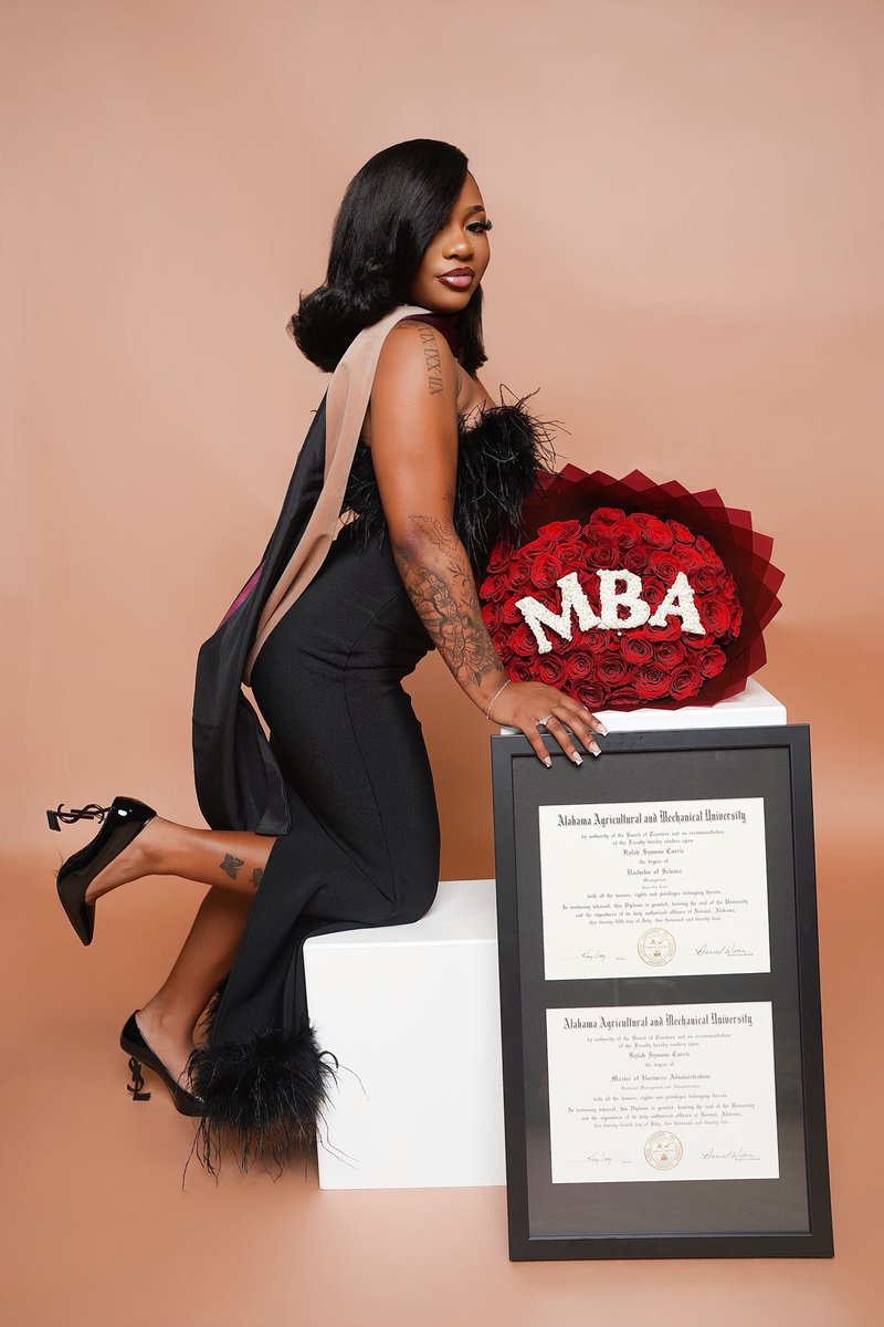 moneygirlky's tweet image. just joined the 10% 🔥👩🏽‍🎓