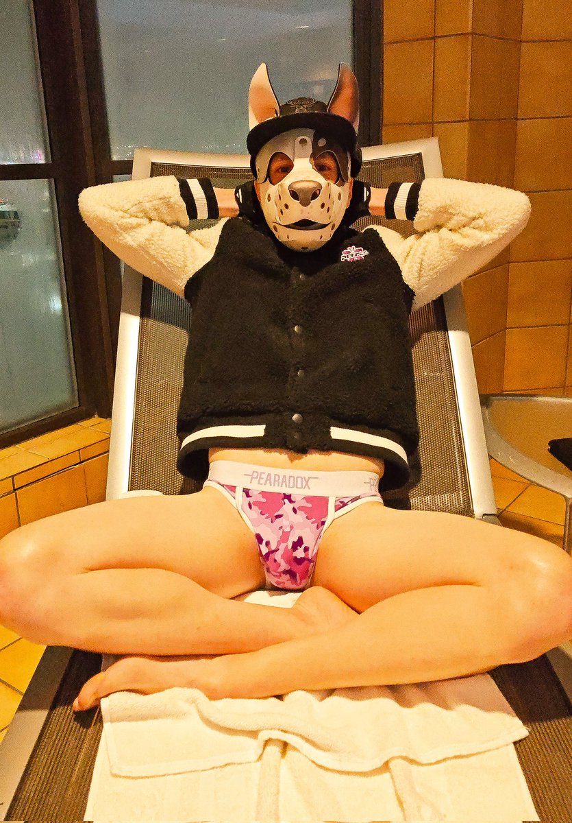 It's freezing outside in Chicago, but it is warm here. Pop a squat and relax in your undies I say!

🩲 <a href="/Pearadox/">Pearadox</a>
🐶 <a href="/verybadpups/">BadPups | New Telegram chat!</a>

#undies #gayunderwear #gayfashion #bulge #gaypup #grungebunnygear #grungebunny #puphood #humanpup #pupplay #exhib #badpups