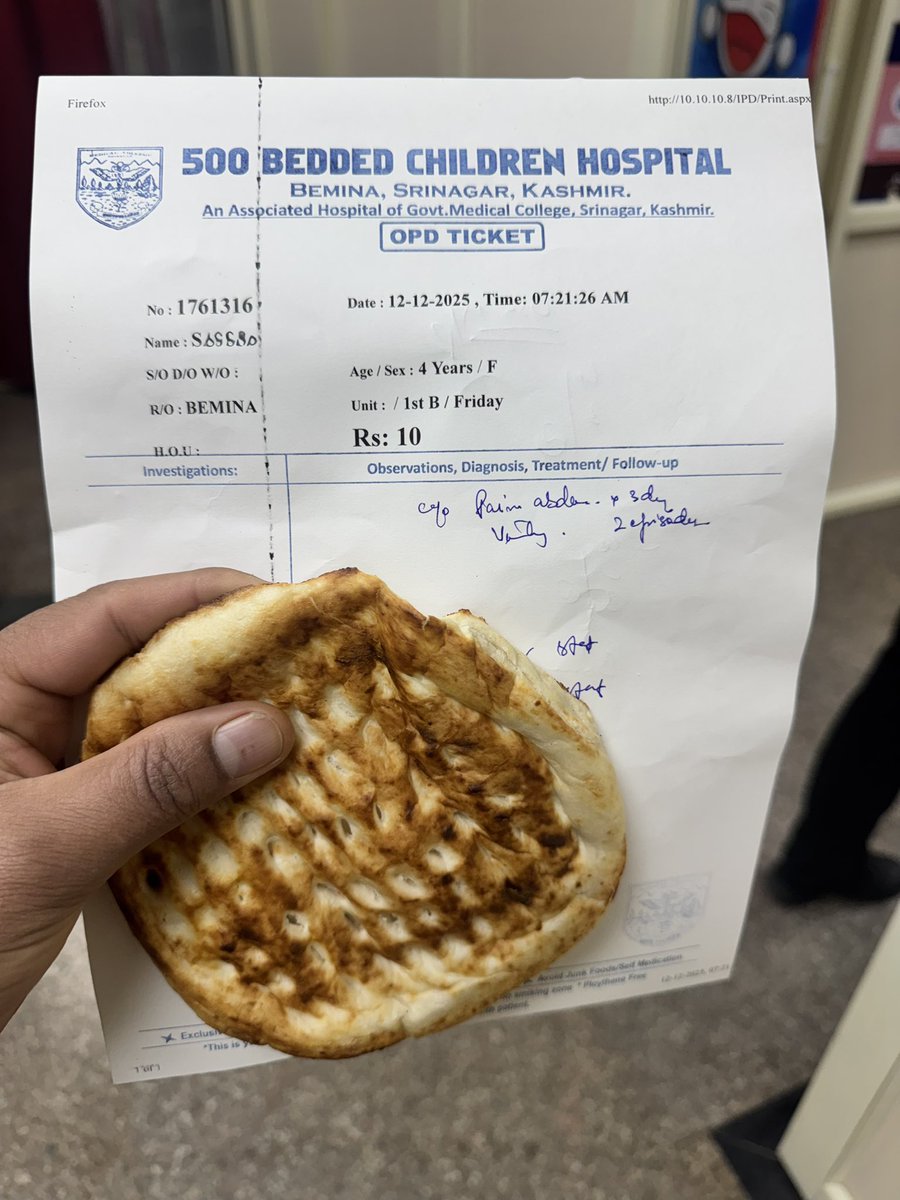 Arkshenu's tweet photo. @OfficeOfLGJandK @OmarAbdullah @MoHFW_INDIA @sakinaitoo 500 Bedded Children's Hospital
This is SHAMEFUL. The hospital canteen is openly looting people a 7rs roti is being sold for 10sr .Exploiting parents of sick children is inhumane and unacceptable.
Where is the monitoring? https://t.co/p2S3PAga2R