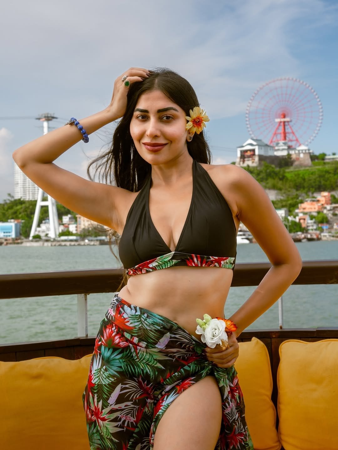 G777nh_bMAAhQru?format=jpg&name=large