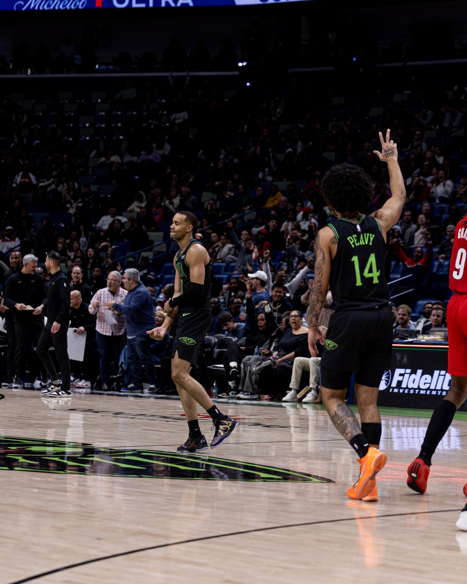 Bryce McGowens let's COOK
up to 16 PTS tonight