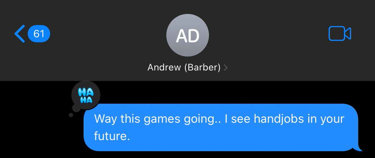 Modelo_Man_'s tweet image. Halftime. 
Hair cuts tomorrow.. I'd ask for lotion suggestions, but the ol spit n' shines free.