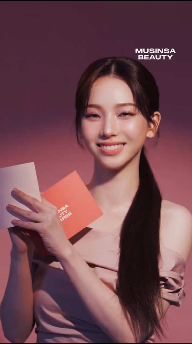 어머.. 하이라이터 빡세게 해서 반짝 거리는 무뷰 카리나 너무 좋네요 …