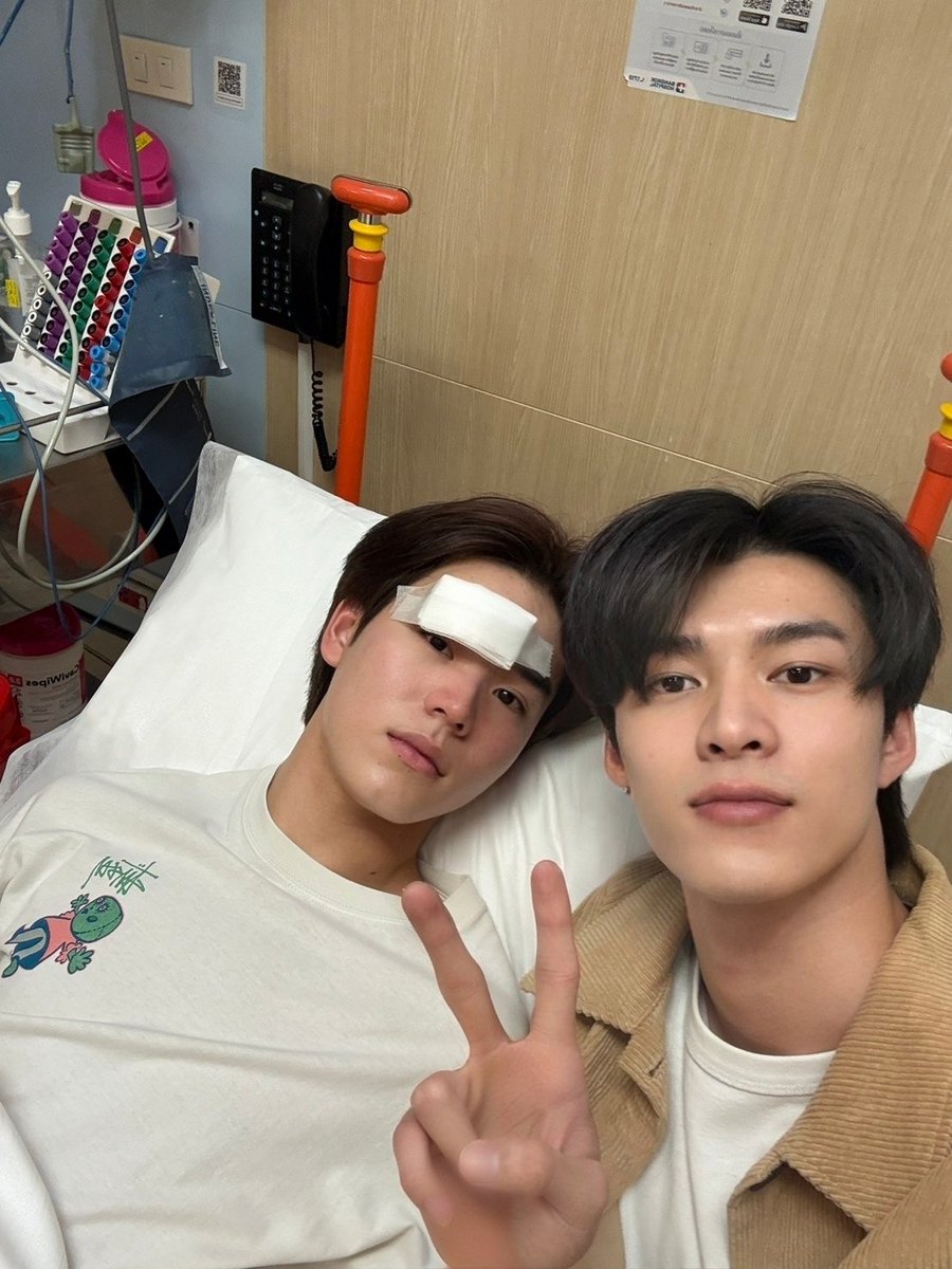nok5joke's tweet photo. เคมีที่ถูกต้อง ไม่ต้องทำอะไรเลย🥰 #Area86 https://t.co/jhuYZtvZGo