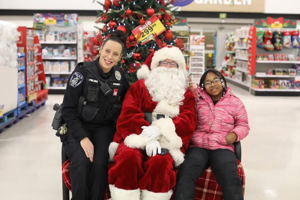msupolice's tweet image. “Shop With A Hero” was pure holiday magic tonight. Watching kids light up as they picked out gifts, supported every step of the way by first responders. 

A heartfelt thank‑you to our very own Detective Hannah Salvati and Lieutenant Kim Parviainen for going above and beyond to…