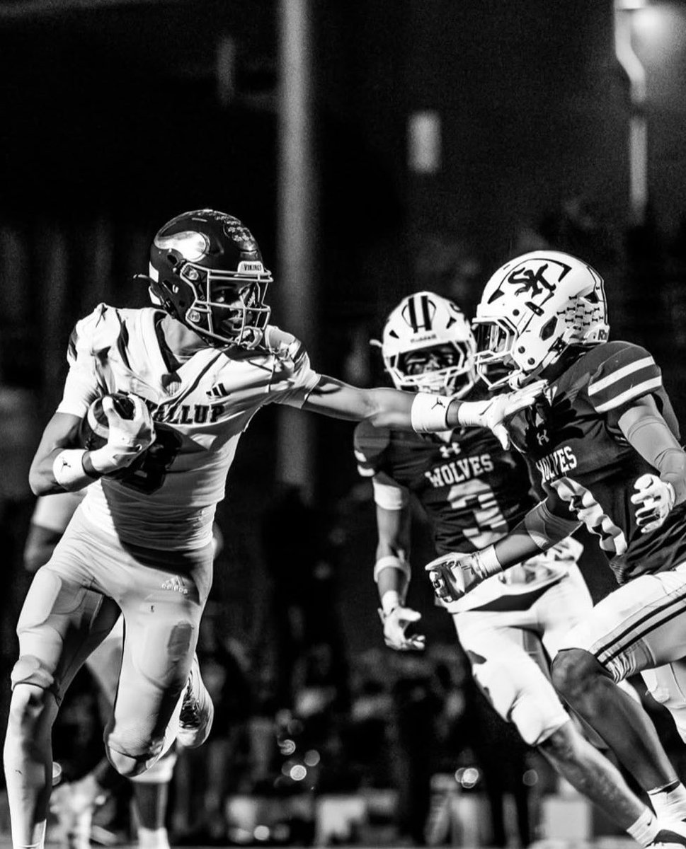 Lawson Looker tweet media