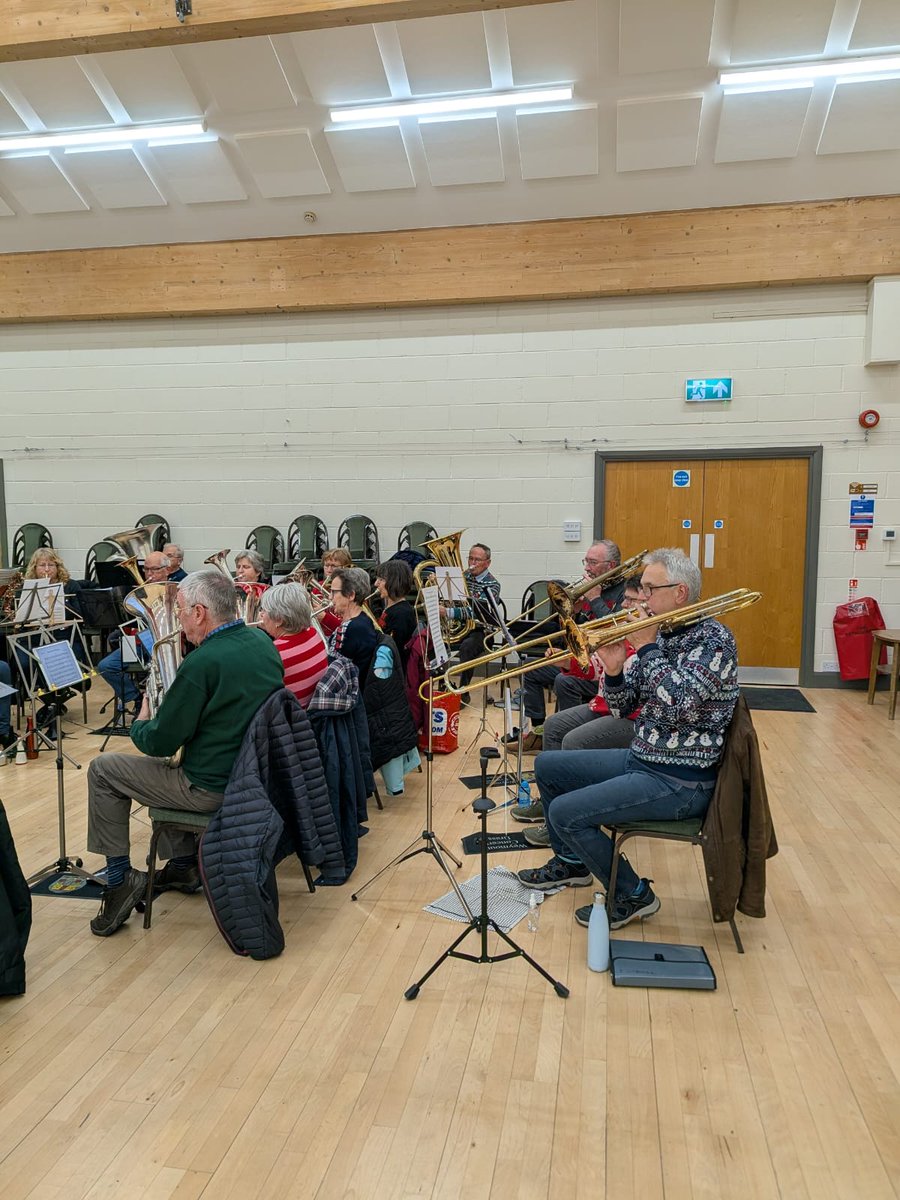 WeymouthConcertBrass tweet media