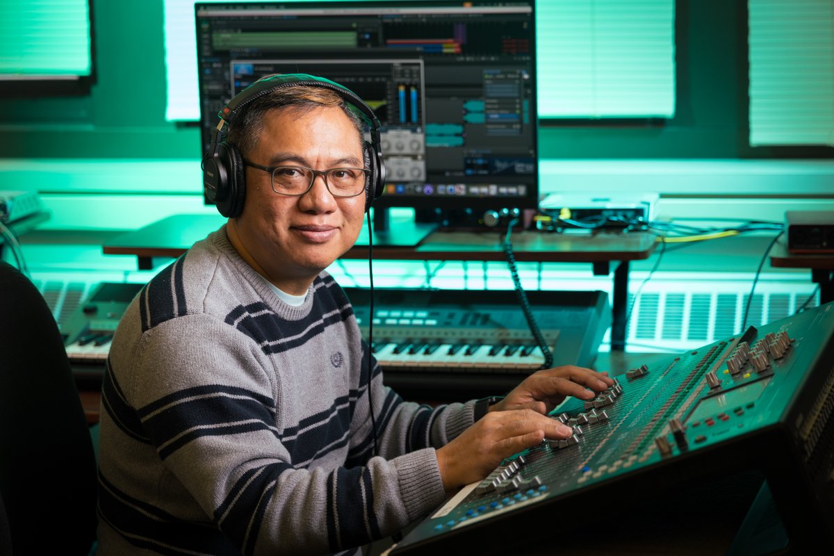 matcmilwaukee's tweet image. After arriving in the U.S. with limited English, Paul Sum built his path forward through MATC’s ESL, HSED and Audio Production programs. On Saturday, he’ll celebrate that hard-earned journey as he graduates with his associate degree.

Read more 🔽 
matc.edu/news/2025/12/p…