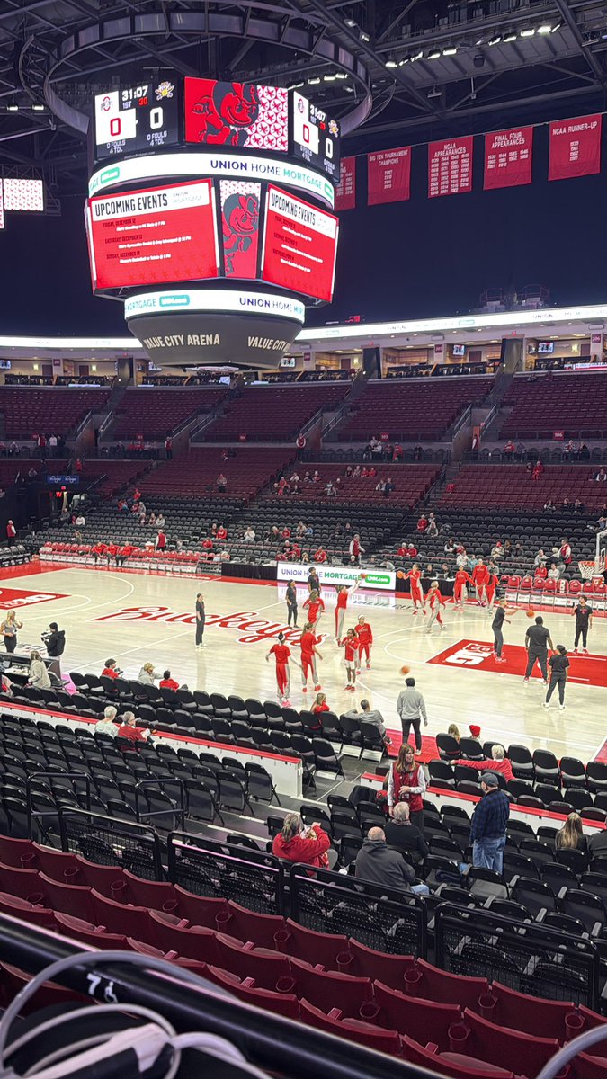 I’m taking a break from finals to call this game with the fellas. #21 <a href="/OhioStateWBB/">Ohio State Women’s Basketball</a> hosts <a href="/NKUNorseWBB/">NKU Women's Basketball 🏀</a> for the 4th all-time matchup.
Myself, <a href="/emmetmorris_/">Emmet Morris</a>, <a href="/aidan_fusner/">Aidan Fusner</a> and <a href="/MaliqHicks/">Maliq Hicks</a> on <a href="/SGSR_OSU/">Scarlet & Gray Sports Radio</a>! 
Coverage begins around 6:15 PM EST

mixlr.com/scarlet-and-gr…