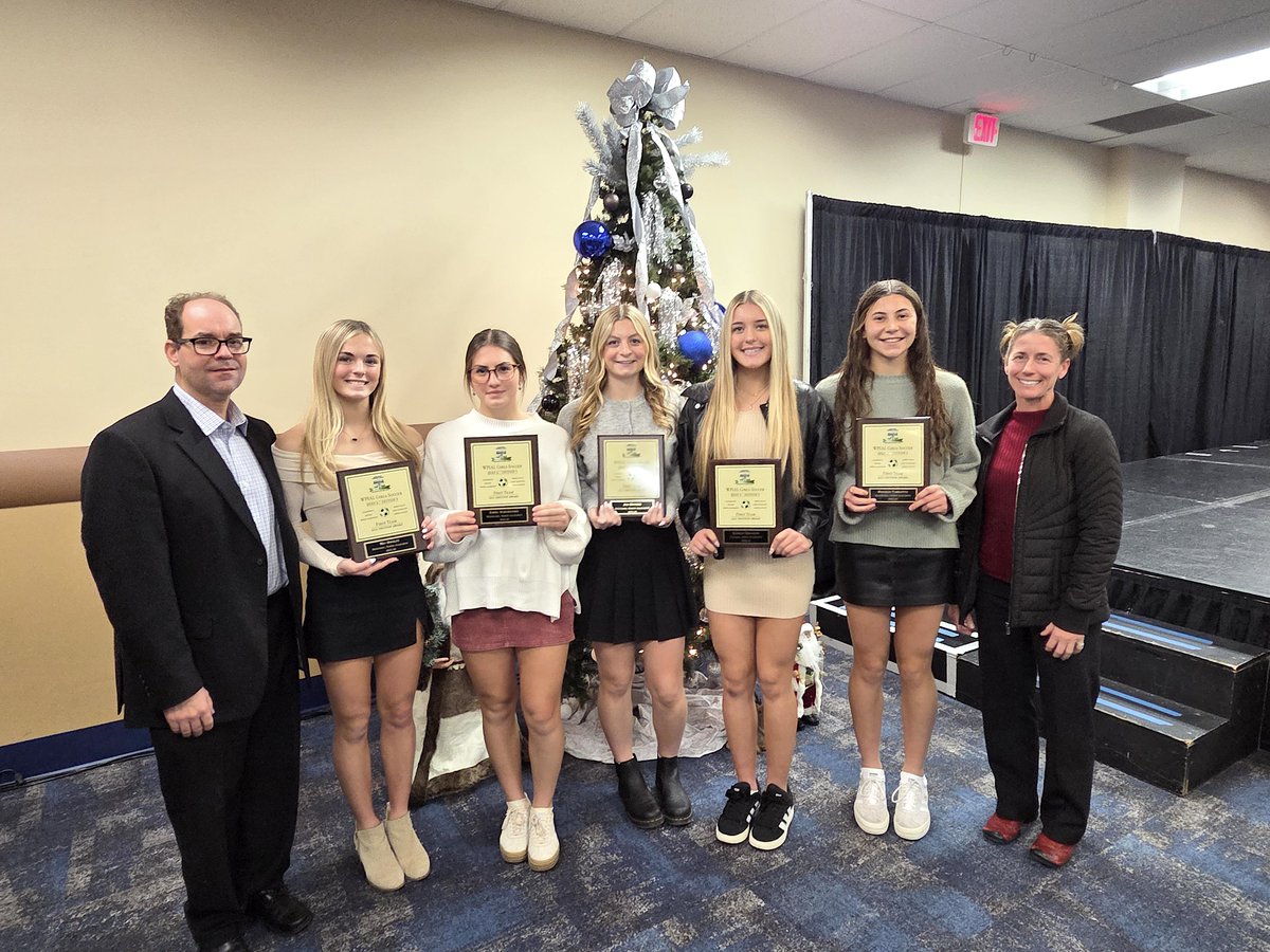 NA_Schools's tweet photo. Congratulations to the @NATigerAthletic student-athletes who were honored at the @Big56Conference All-Section banquet today! 

@nafootball_tfl @nasoccergirls @nagirlsvb https://t.co/EwBHDgJb7R