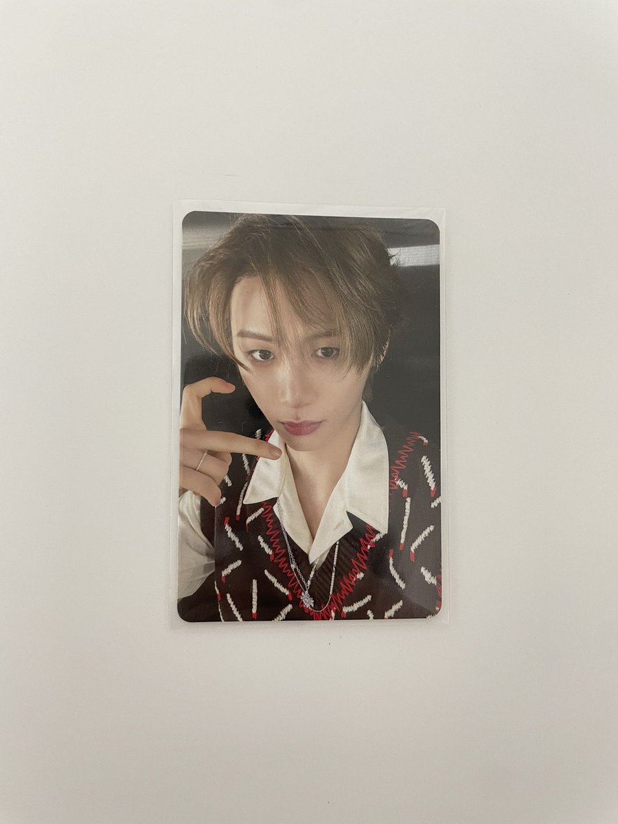jjj101204's tweet photo. BOYNEXTDOOR ボネクド ボイネク トレカ 缶バッジ 交換 No Genre Weverse 19.99 AND knock  on vol.1 アンコン why dazed boylife #BOYNEXTDOOR交換

【譲】リウ ジェヒョン テサン

【求】同種イハン

画像にはありませんがwhy dazedのテサンもあります！

お気軽にリプにてお声がけください🙇🏻‍♀️✨ https://t.co/1wuyn3iNfi