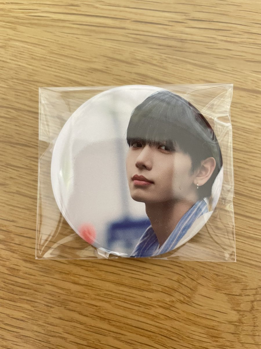 jjj101204's tweet photo. BOYNEXTDOOR ボネクド ボイネク トレカ 缶バッジ 交換 No Genre Weverse 19.99 AND knock  on vol.1 アンコン why dazed boylife #BOYNEXTDOOR交換

【譲】リウ ジェヒョン テサン

【求】同種イハン

画像にはありませんがwhy dazedのテサンもあります！

お気軽にリプにてお声がけください🙇🏻‍♀️✨ https://t.co/1wuyn3iNfi