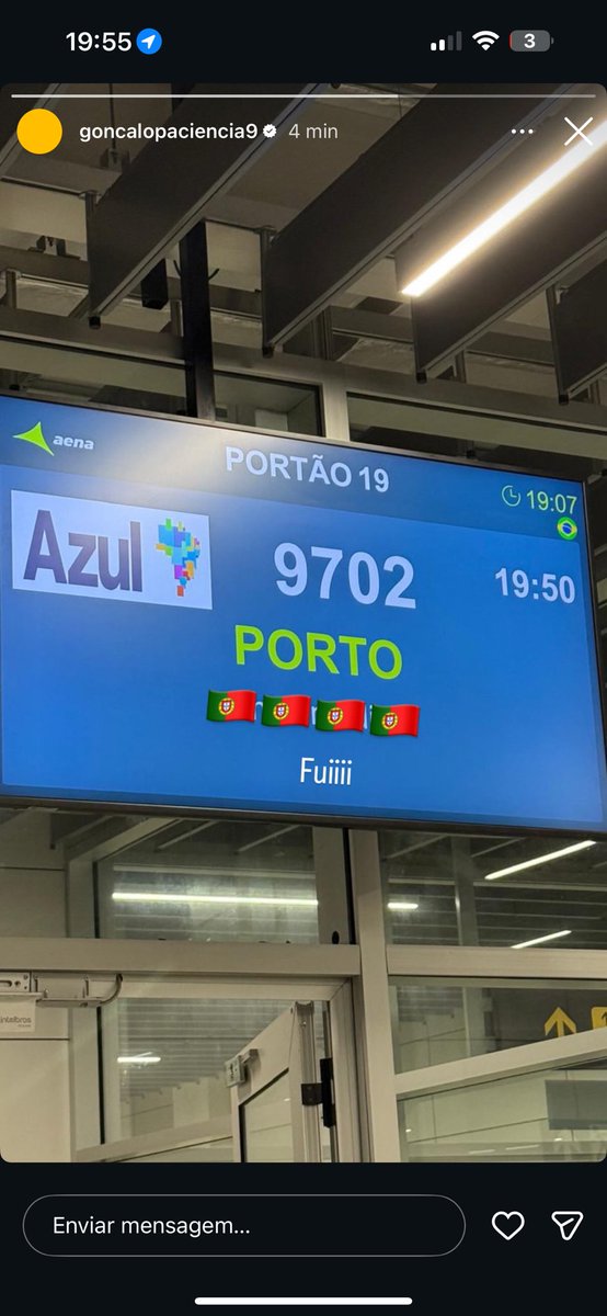 miilasousa_'s tweet photo. Gonçalo Paciência voltando para Portugal. #Fuiiii https://t.co/nr7cl7xCLS