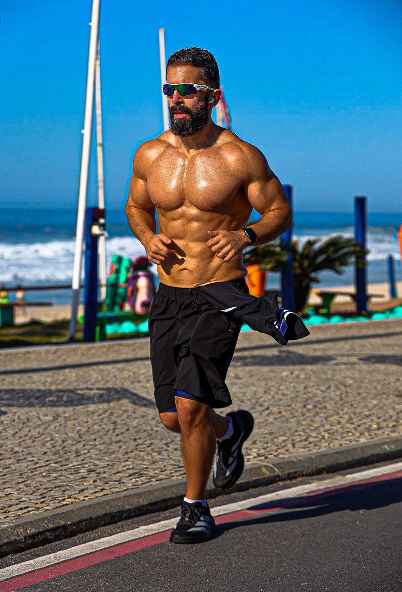 Михаил ≛≣ ★彡 tweet media